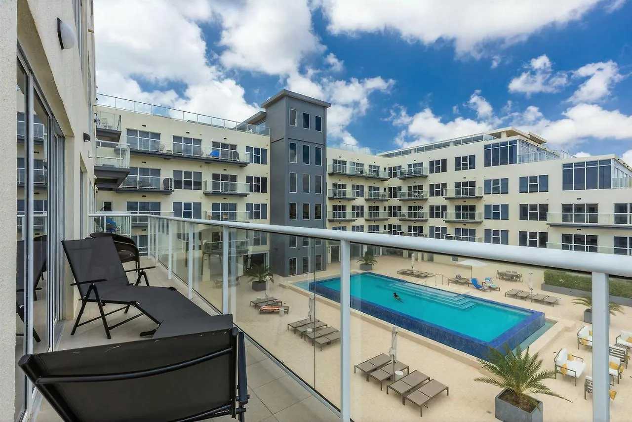 Magnificent 2 Bedroom Corner Condo With The View Oranjestad 0*,